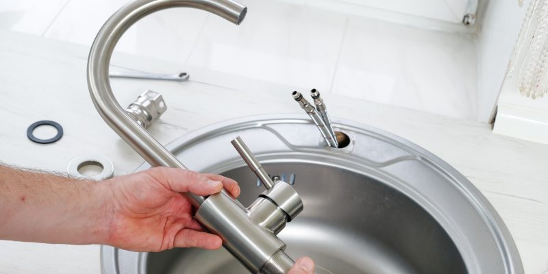 Faucet Replacement in Wellington, Florida
